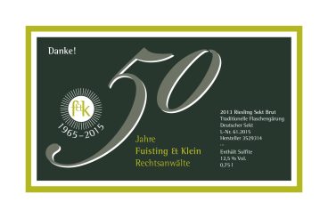 Grafikdesign Etikett Sektetikett Fuisting & Klein Rechtsanwälte zum 50-jährigen Kanzleijubiläum